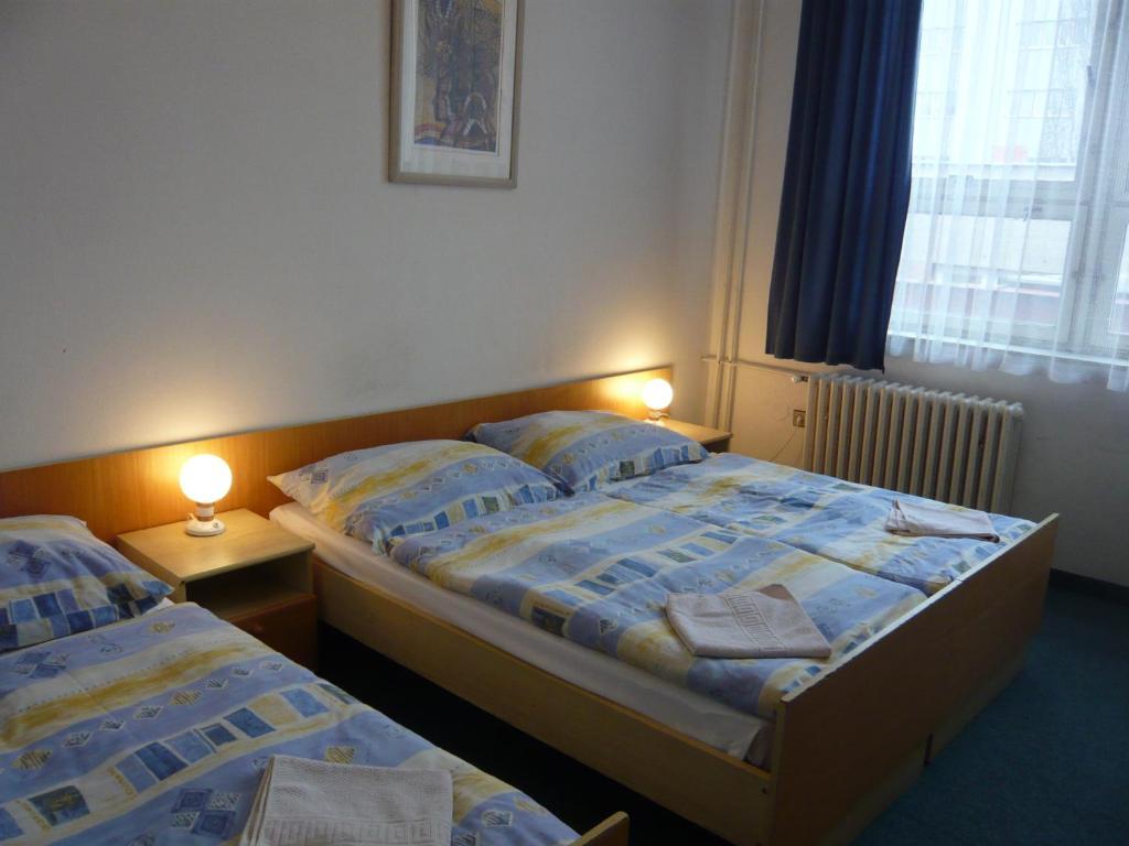 Hotel Hasa Прага Номер фото