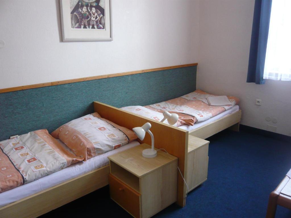 Hotel Hasa Прага Экстерьер фото